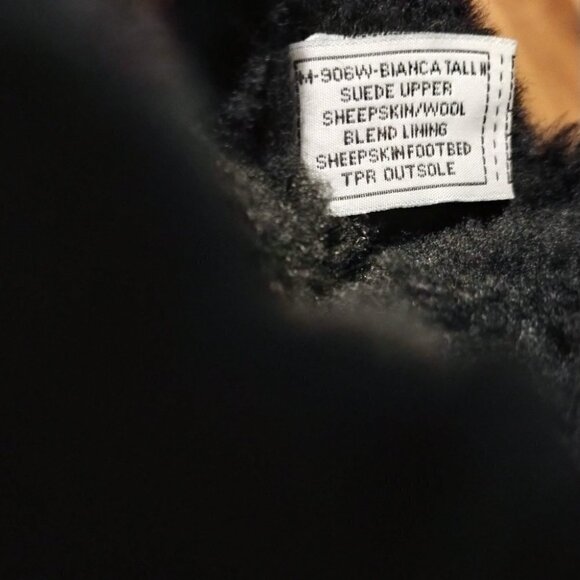 Bearpaw Women's 6 Suede Black Slip-On Modern Winter Boots Sheepskin Lined - Picture 11 of 11